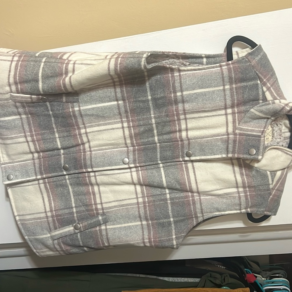 Women’s Plaid Sherpa Lined Vest